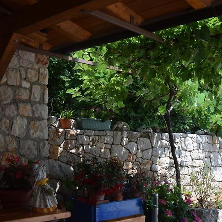 Apartments Sandra Brseč المظهر الخارجي الصورة