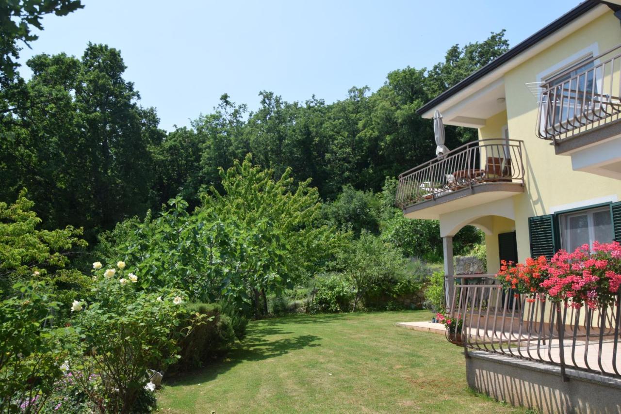 Apartments Sandra Brseč المظهر الخارجي الصورة
