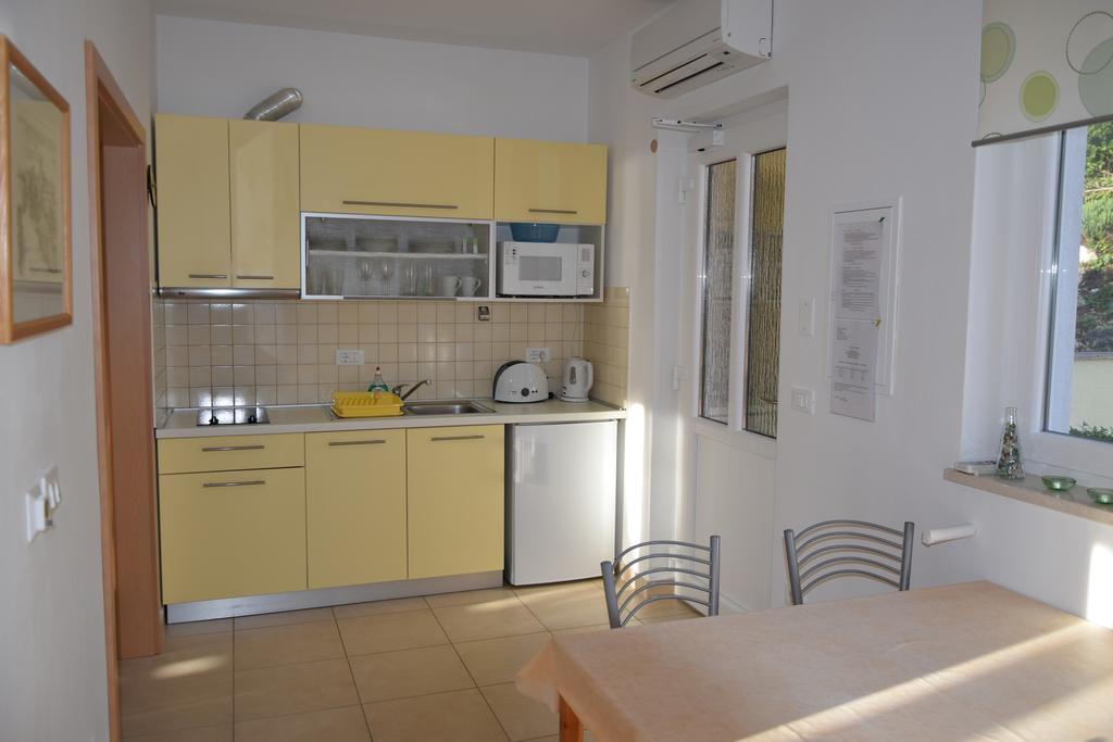 Apartments Sandra Brseč المظهر الخارجي الصورة